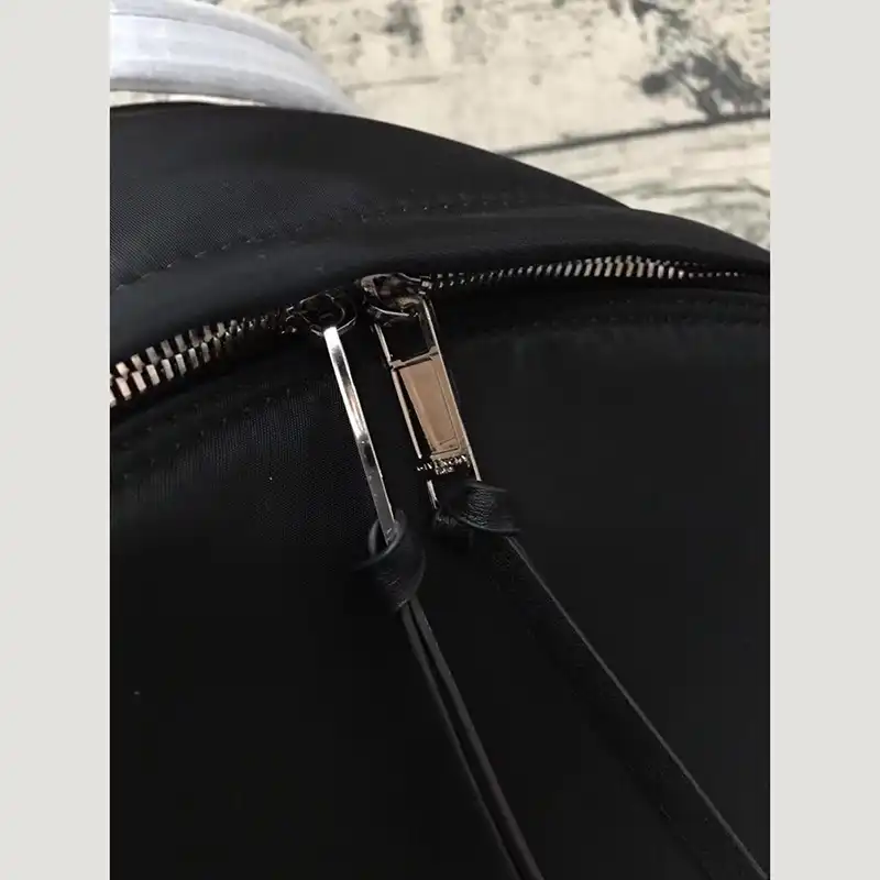 Givenchy Bags 1906BB0189