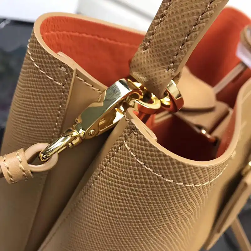 Pra*a bags 1907bp0020