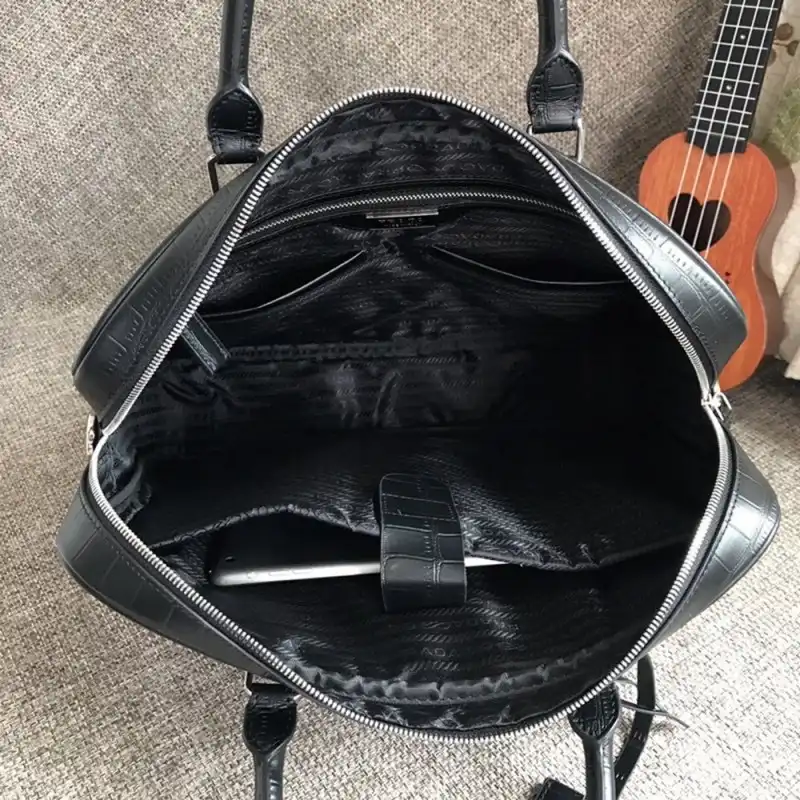 Pra*a bags 1910bb0030