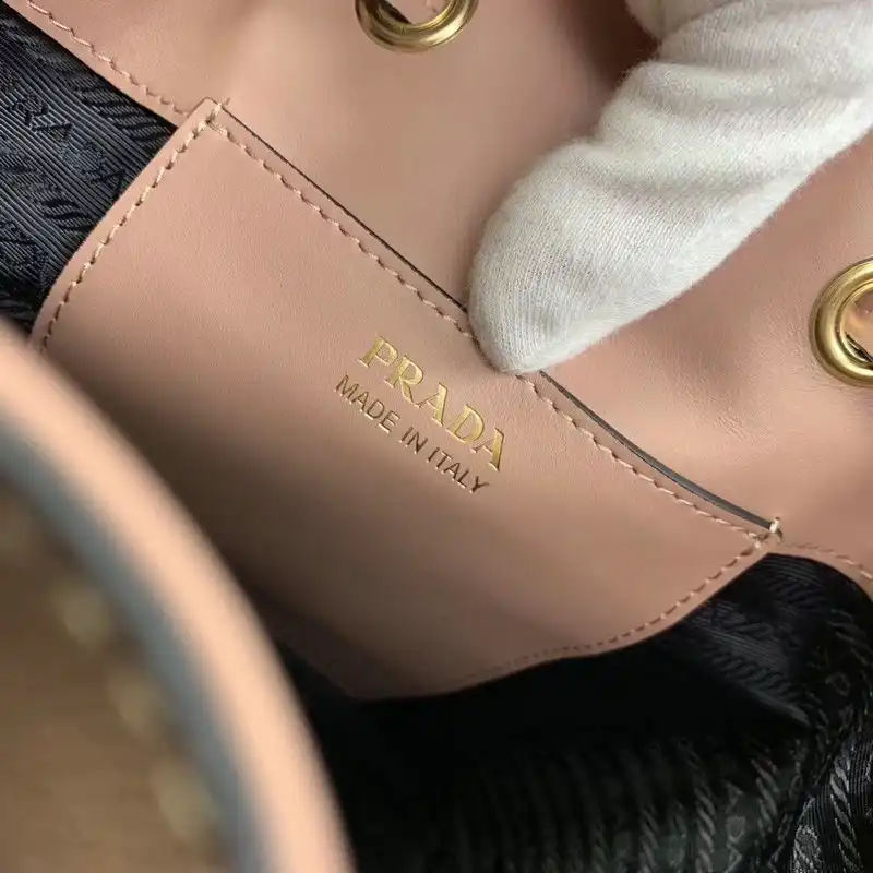 Pra*a bags 20b570132