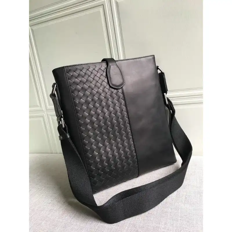 bo*te*ga Ve*ne*ta bag 2108sf0210