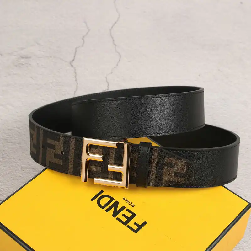 F**di belts 2111xa0064