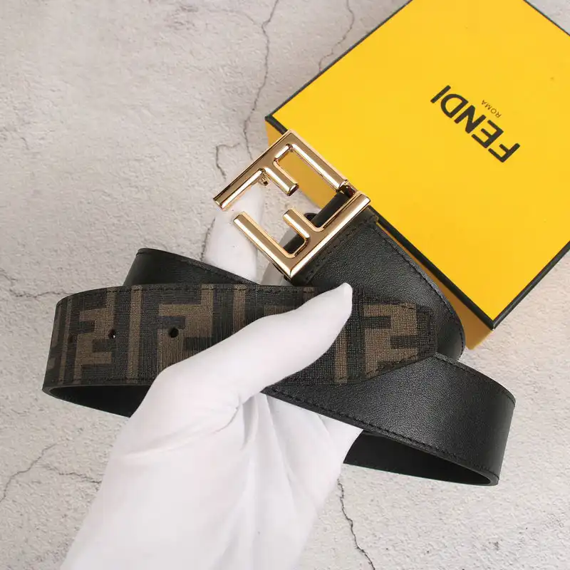 F**di belts 2111xa0064