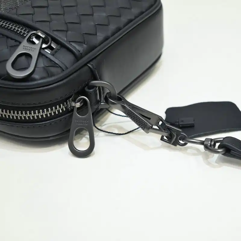 bo*te*ga Ve*ne*ta bags 2111yz0016