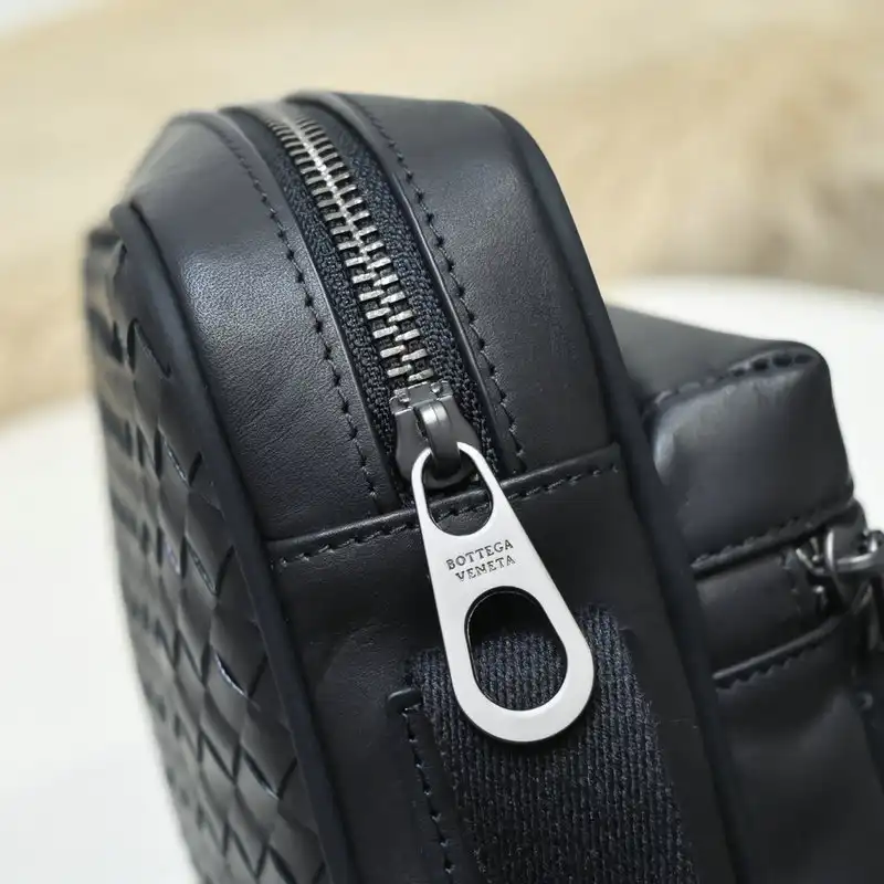 bo*te*ga Ve*ne*ta bags 2111yz0084