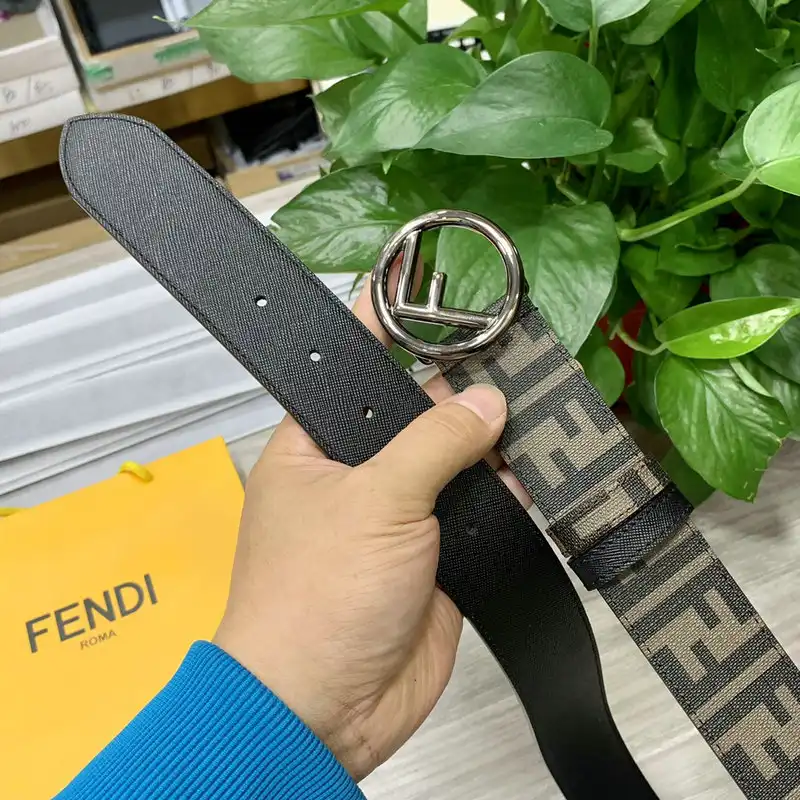 F**di belts 2204xa0022