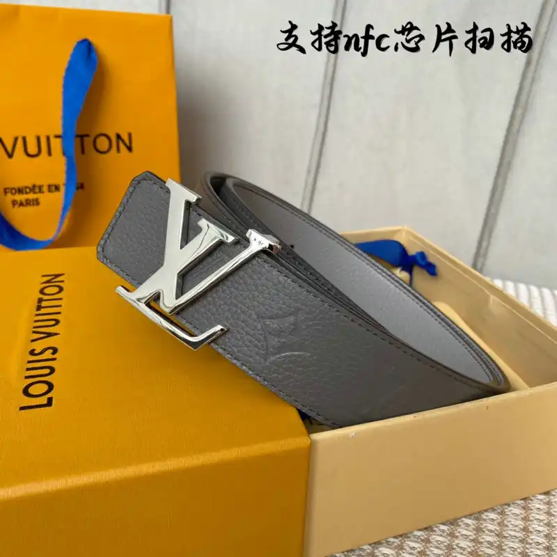 LV Belts 2207XF0042