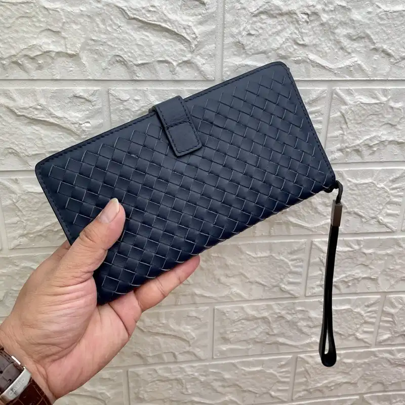 bo*te*ga Ve*ne*ta bag 2212yz0019