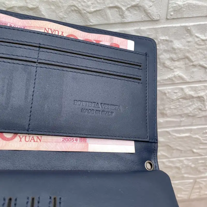 bo*te*ga Ve*ne*ta bag 2212yz0019