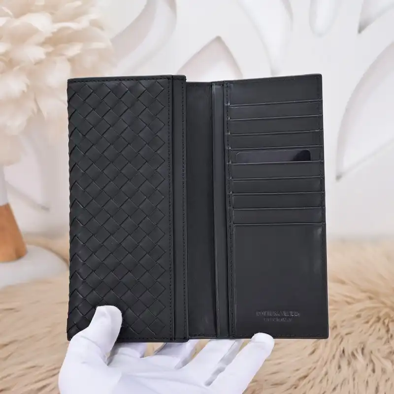 bo*te*ga Ve*ne*ta bag 2212yz0057