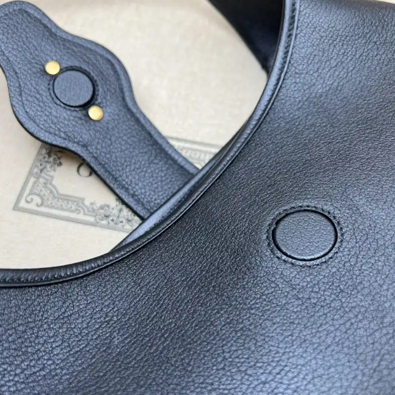 G*u*i bag 2304ya0103