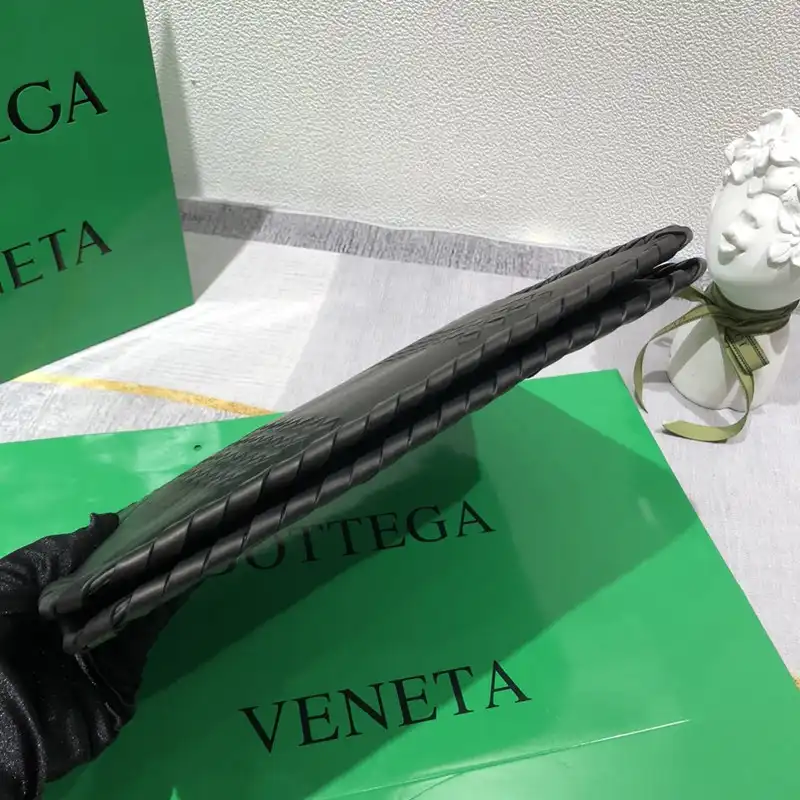 bo*te*ga Ve*ne*ta bag 2306yz0047