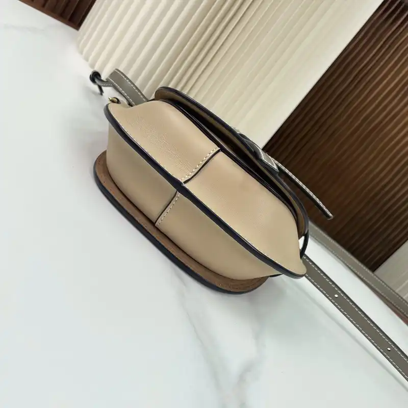 L0ew* bag 2309ya0140