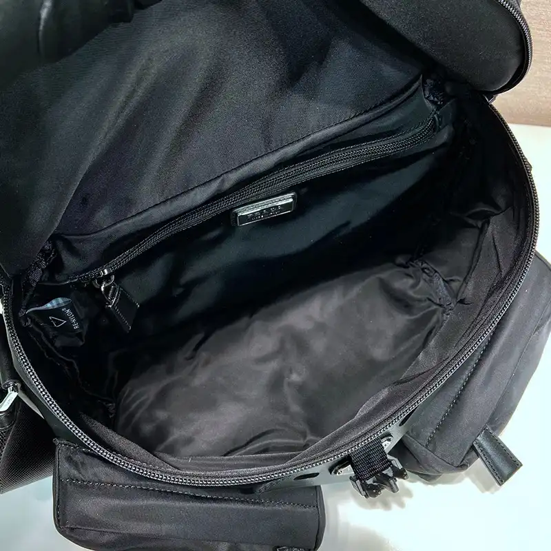 Pra*a bags 2401ya0091