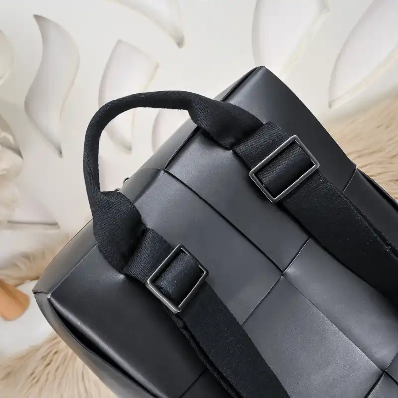 bo*te*ga Ve*ne*ta bags 2401ya0104