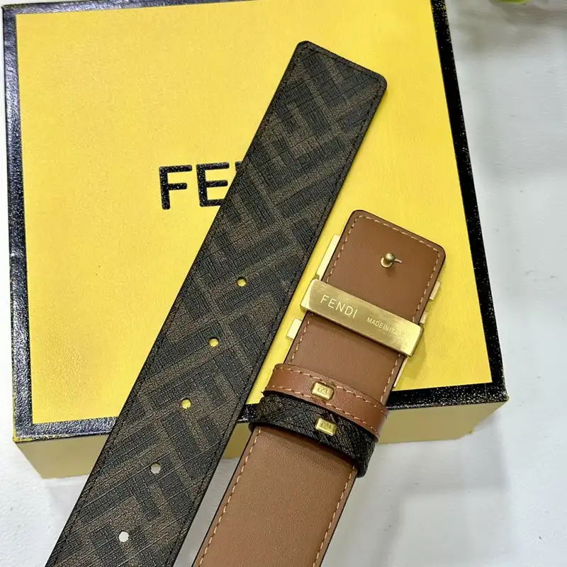 F**di belts 2403xa0205