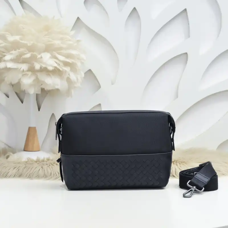 bo*te*ga Ve*ne*ta bags 2406ya0003