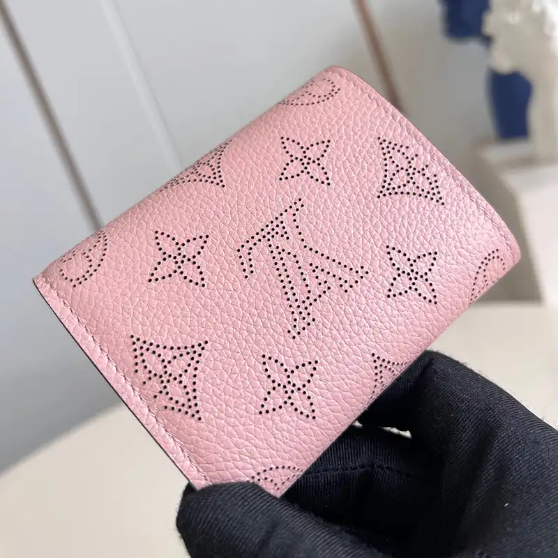 G*u*i bags 2407ya0010