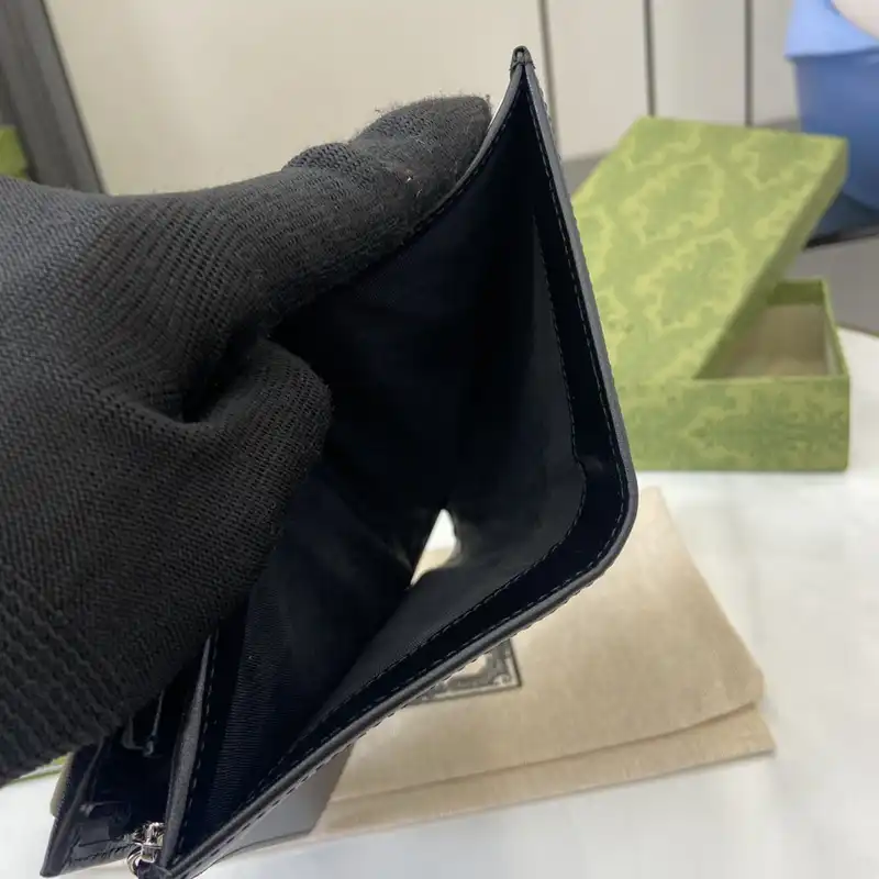 G*u*i bags 2407yz0257