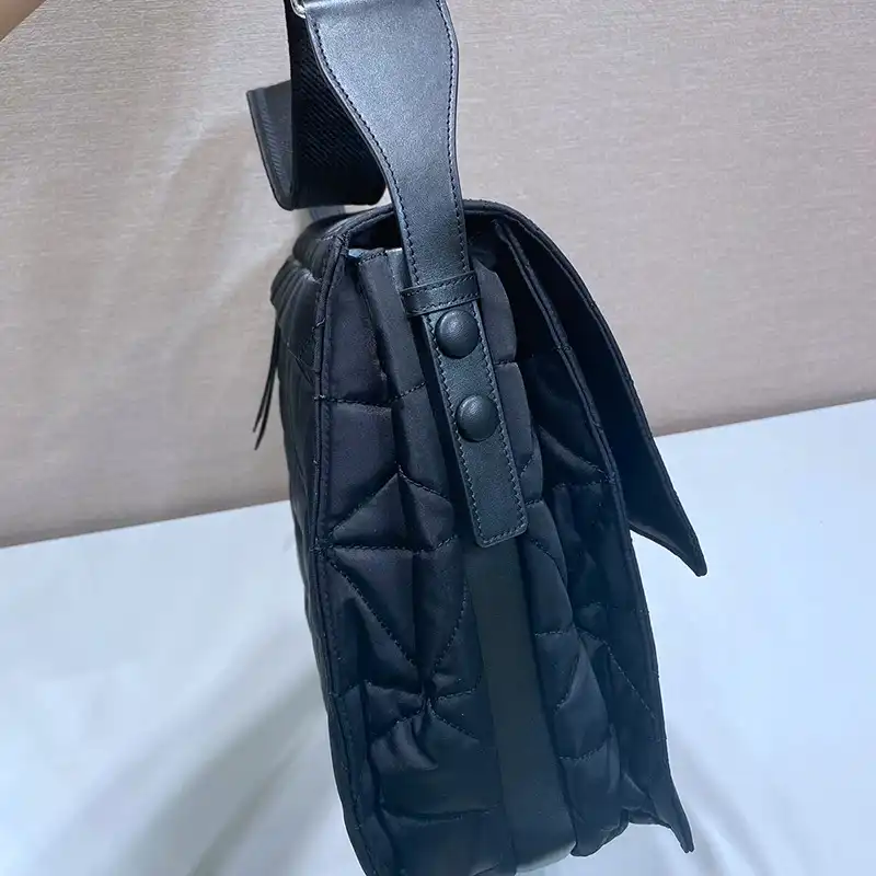 Pra*a bags 2408ya0179