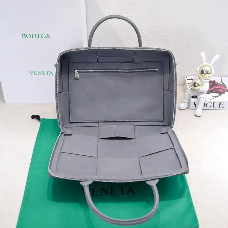 bo*te*ga Ve*ne*ta bags 2409sf0055