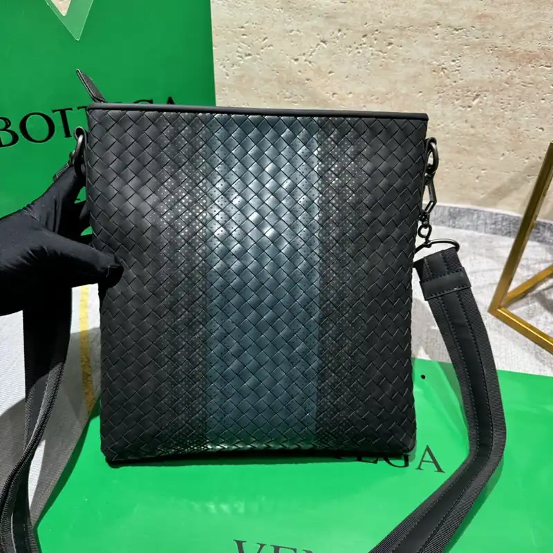 bo*te*ga Ve*ne*ta bags 2409ya0085