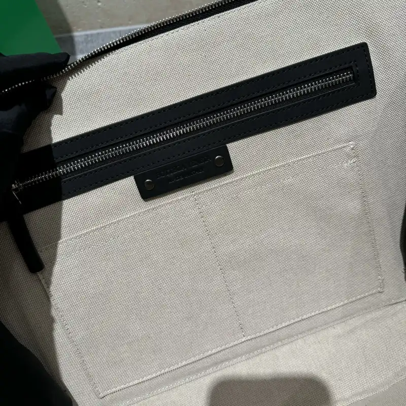 bo*te*ga Ve*ne*ta bags 2409ya0086