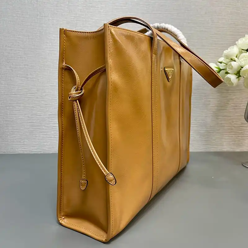 Pra*a bags 2409ya0126