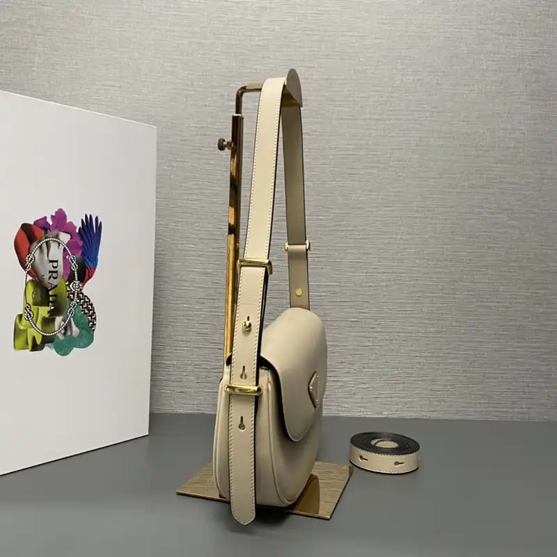 Pra*a bags 2409ya0132