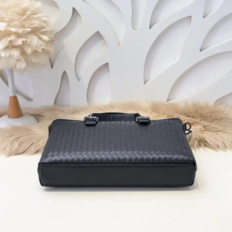 bo*te*ga Ve*ne*ta bags 2410ya0034