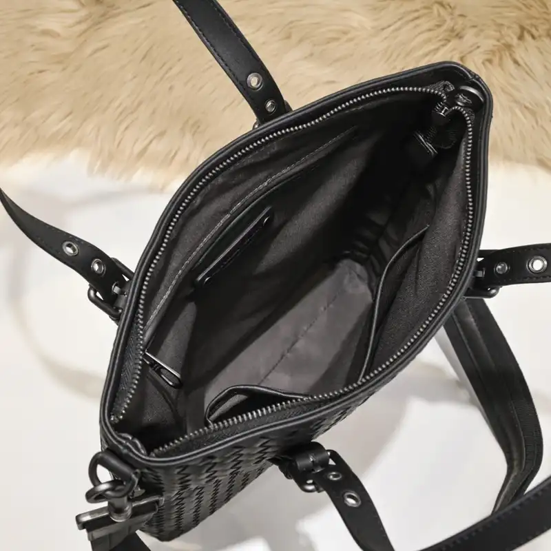 bo*te*ga Ve*ne*ta bags 2411ya0045