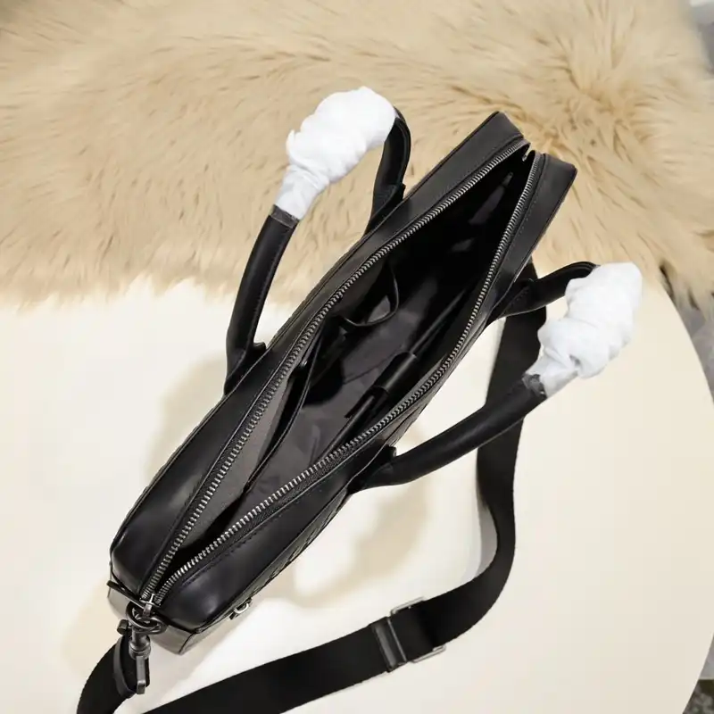 bo*te*ga Ve*ne*ta bags 2411ya0054