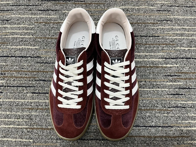 youthful g*u*i x Ad*s 50