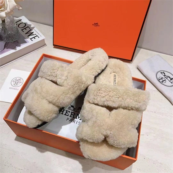 Efficient H Slipper 2380