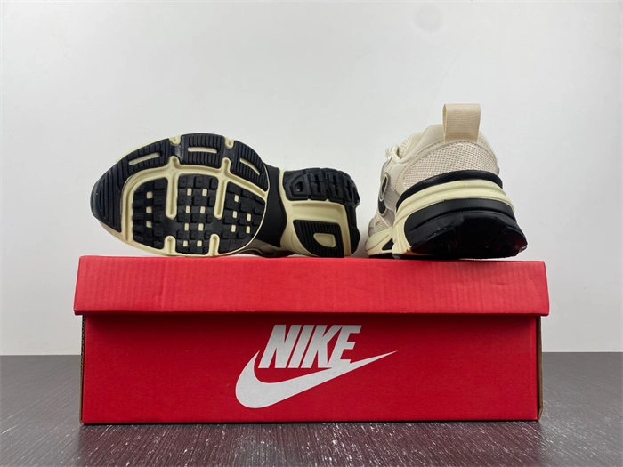 Reliable NIKEV2K Runtekk 3XL FD0736- 5296