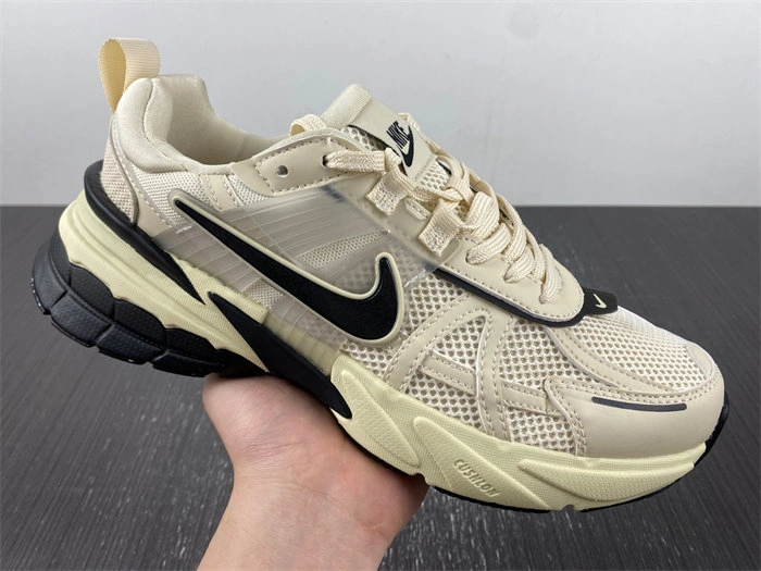 Reliable NIKEV2K Runtekk 3XL FD0736- 5296