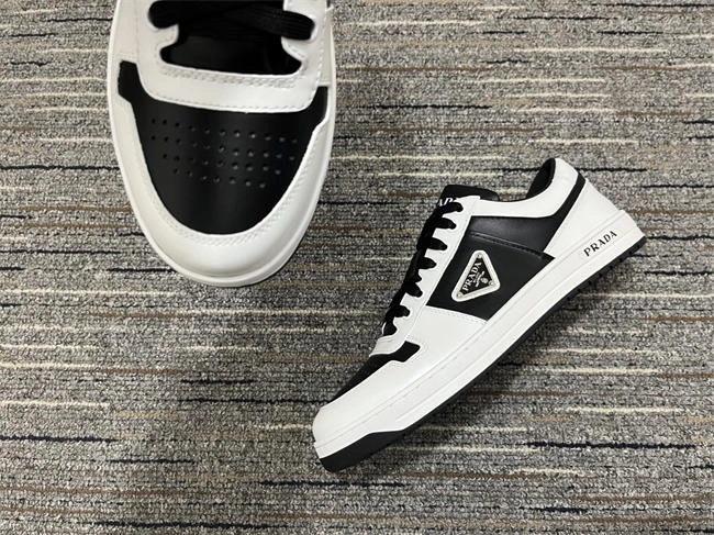 Pra*a leather sneaker fashionable 3307